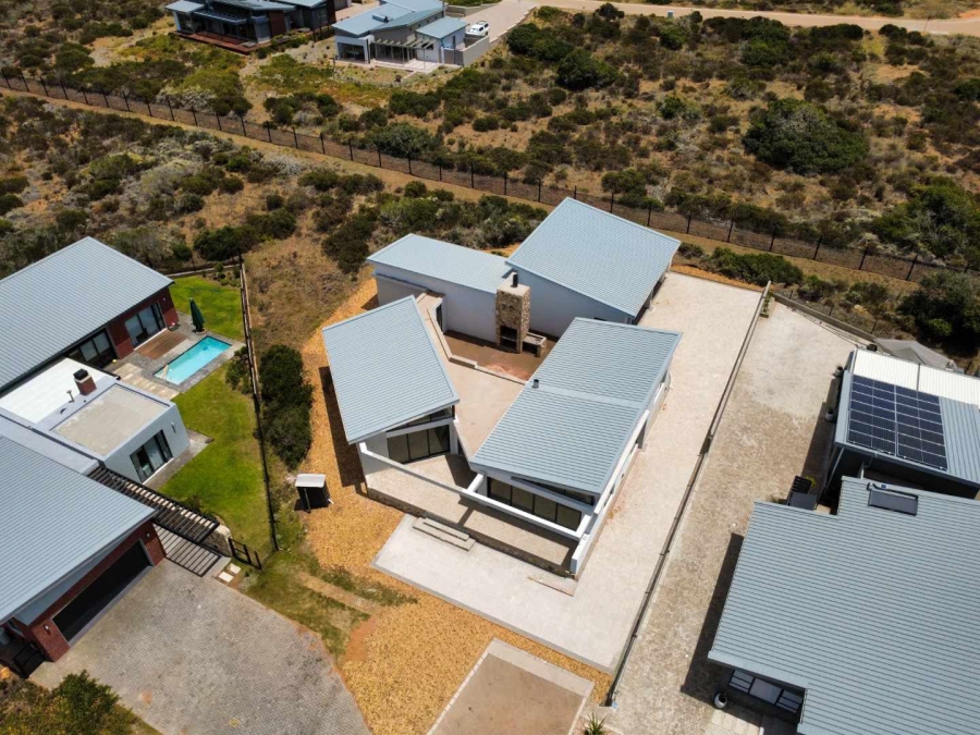3 Bedroom Property for Sale in Stilbaai Wes Western Cape